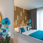 Hotel Sana 4*