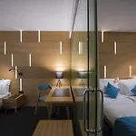 Hotel Sana 4*