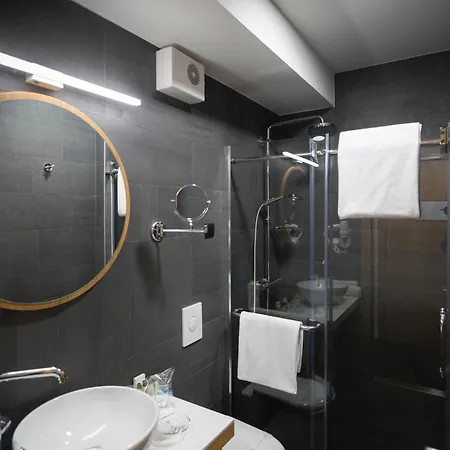 Sana Hotel