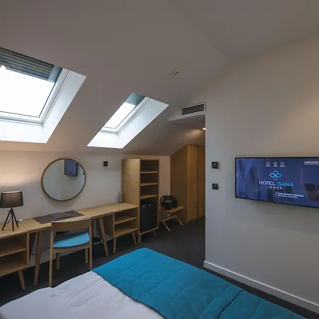 호텔 Sana