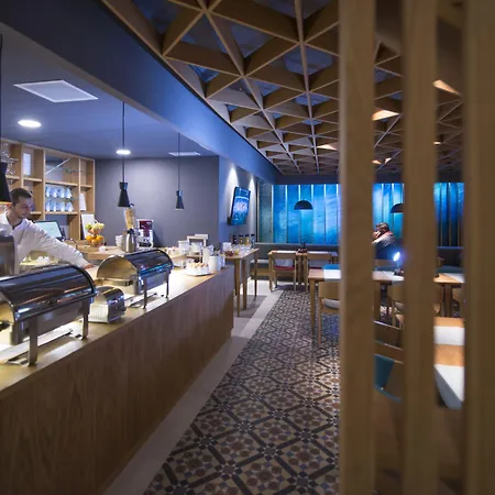 Hotel Sana 4*